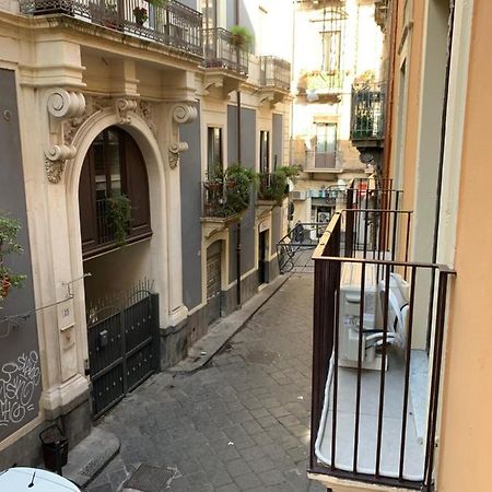 Vicolo Etnea Apartment Catania Bagian luar foto