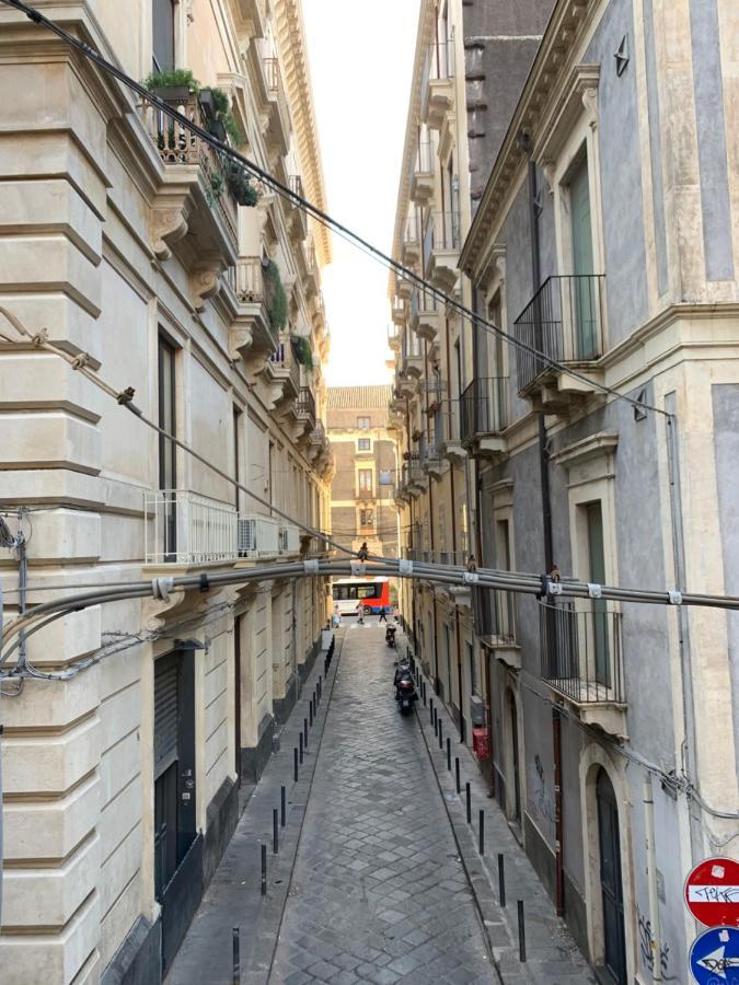 Vicolo Etnea Apartment Catania Bagian luar foto